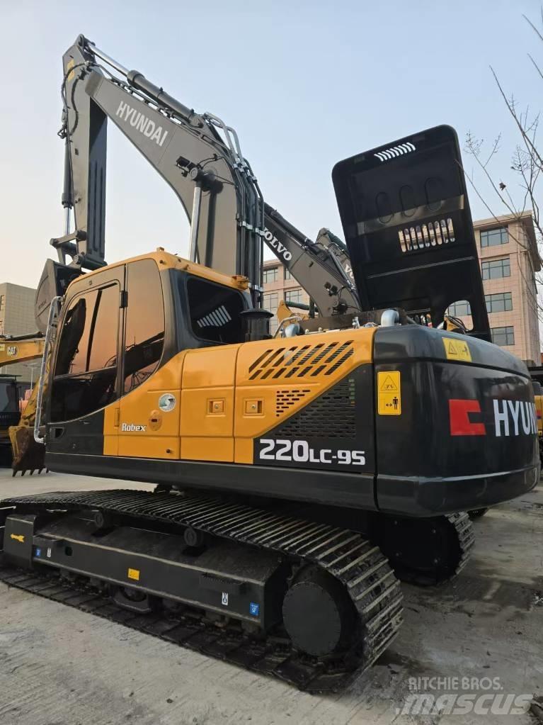 Hyundai 220—9S Crawler Excavators