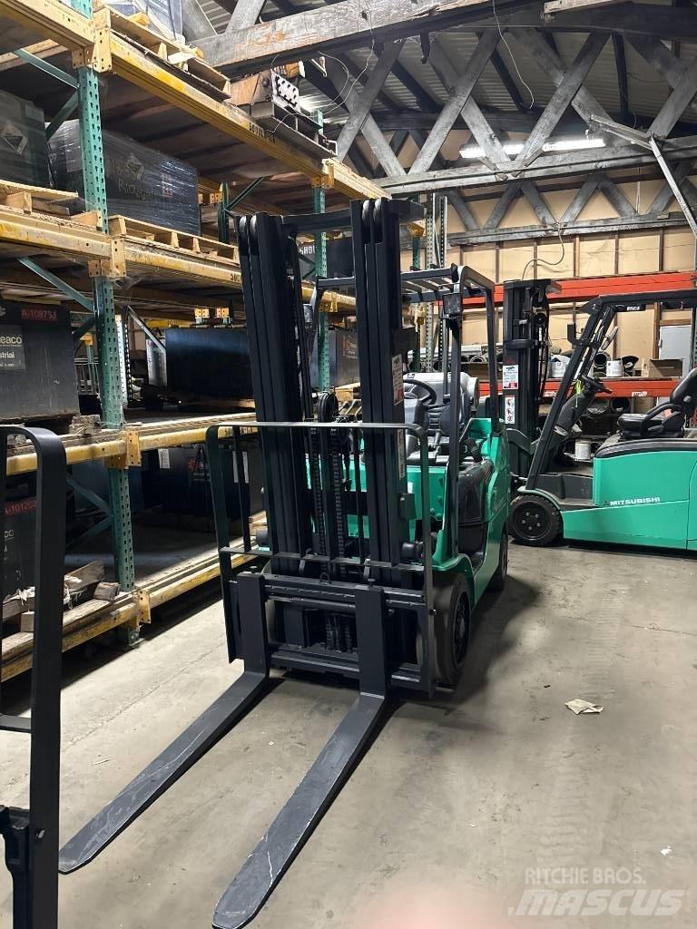 Mitsubishi FGC25N Misc Forklifts