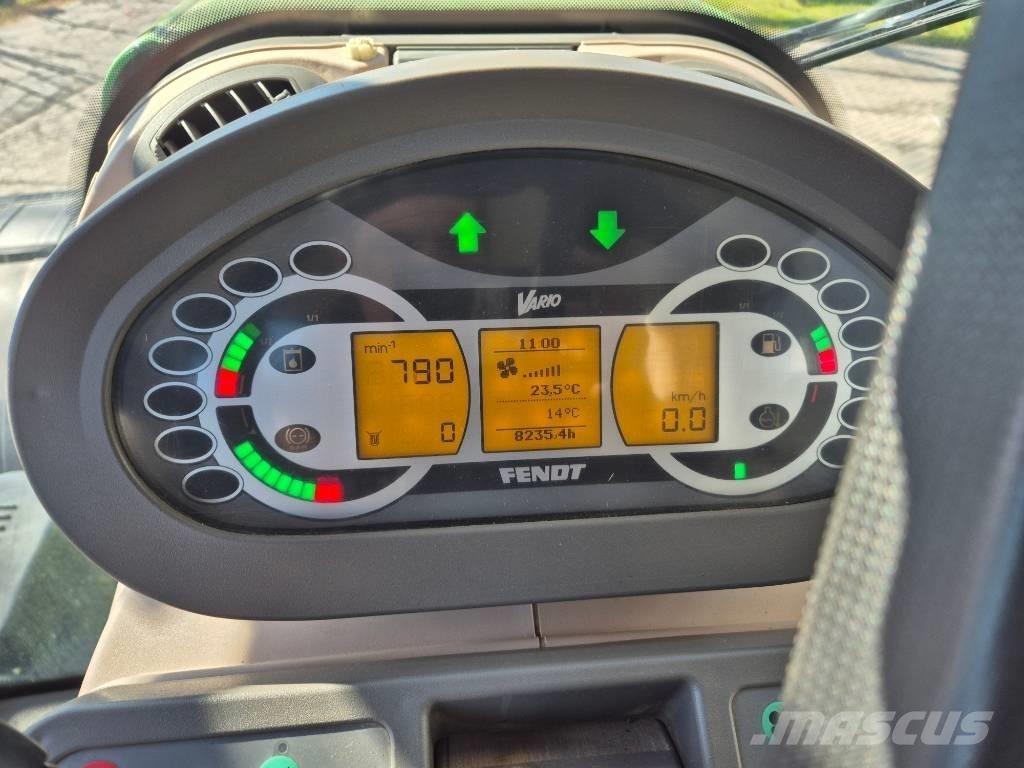 Fendt 828 Vario Tractors