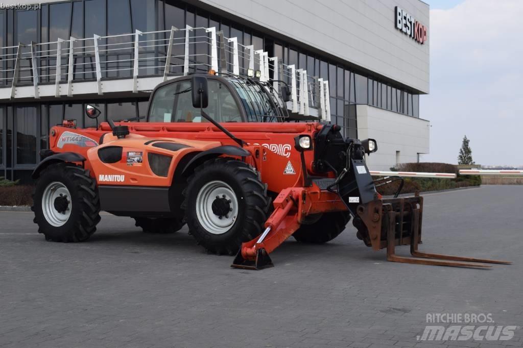 Manitou MT 1440 Telescopic Handlers