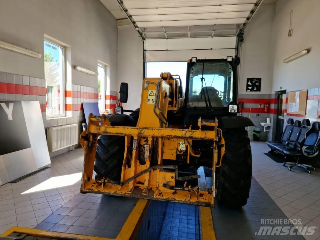 JCB 535-95 Agri Telescopic Handlers