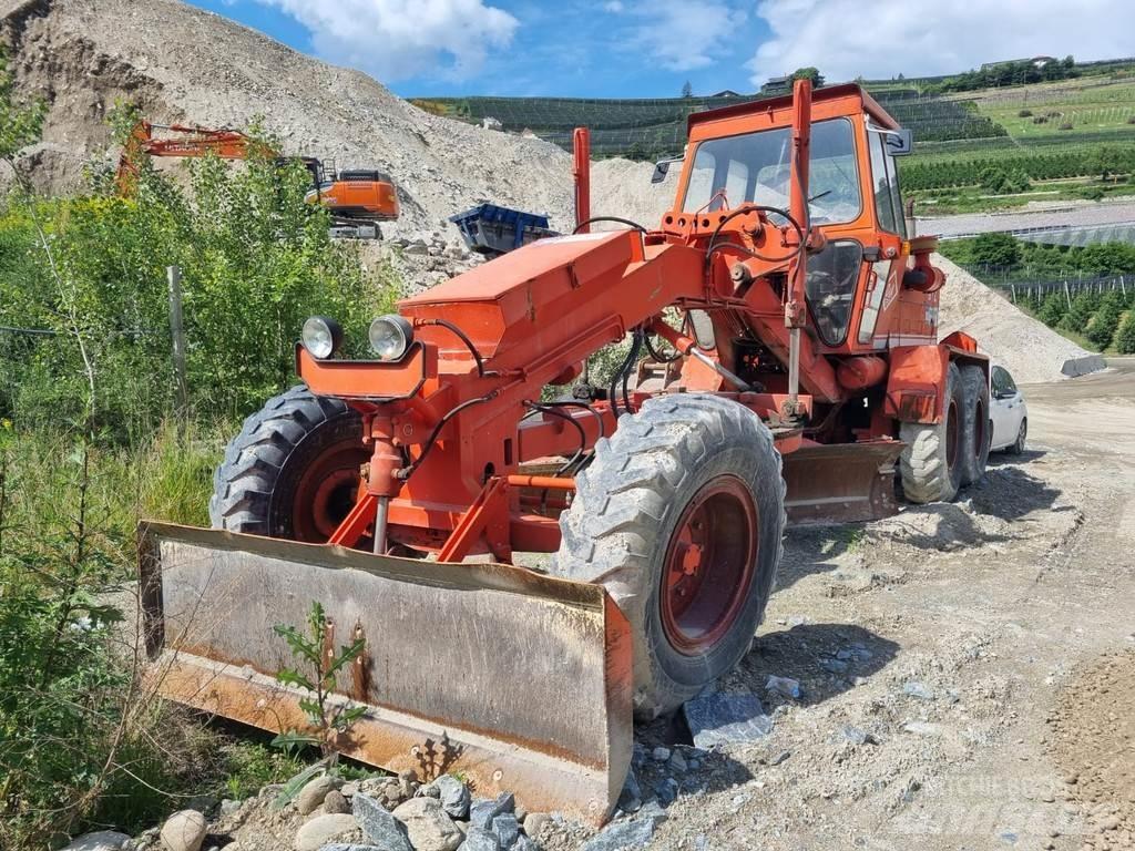 O&K G12 Motor Graders
