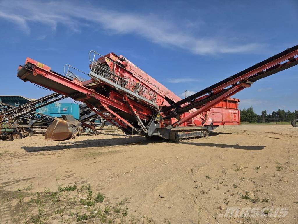 Finlay TEREX  683 Screeners