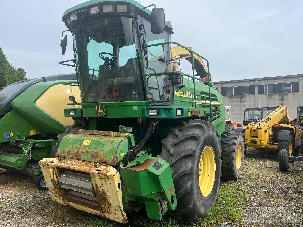 John Deere 7700 Foragers
