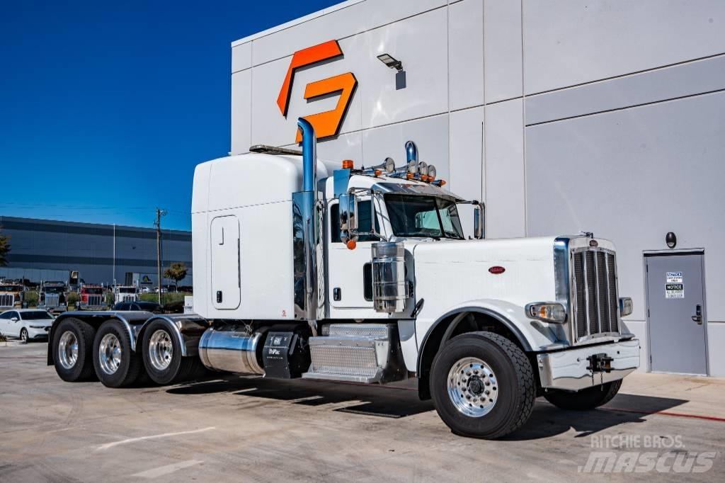 Peterbilt 389 Conventional Trucks / Tractor Trucks