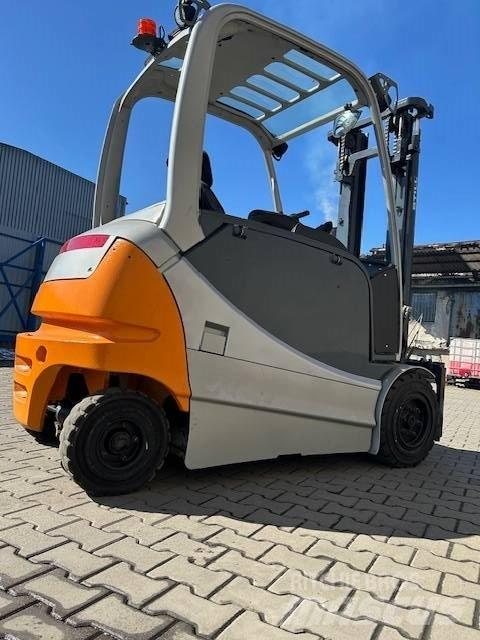Still RX 60-30 Electric Forklifts