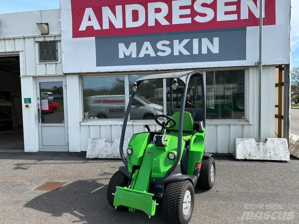 Avant 225 Skid Steer Loaders