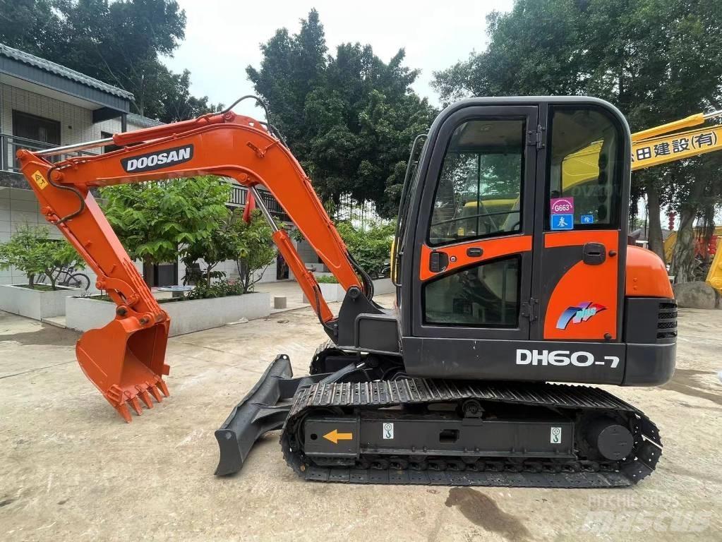 Doosan DH 60-7 Mini Excavators <7t (Mini Diggers)