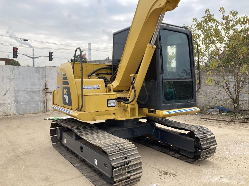 Komatsu PC 70-8 Crawler Excavators
