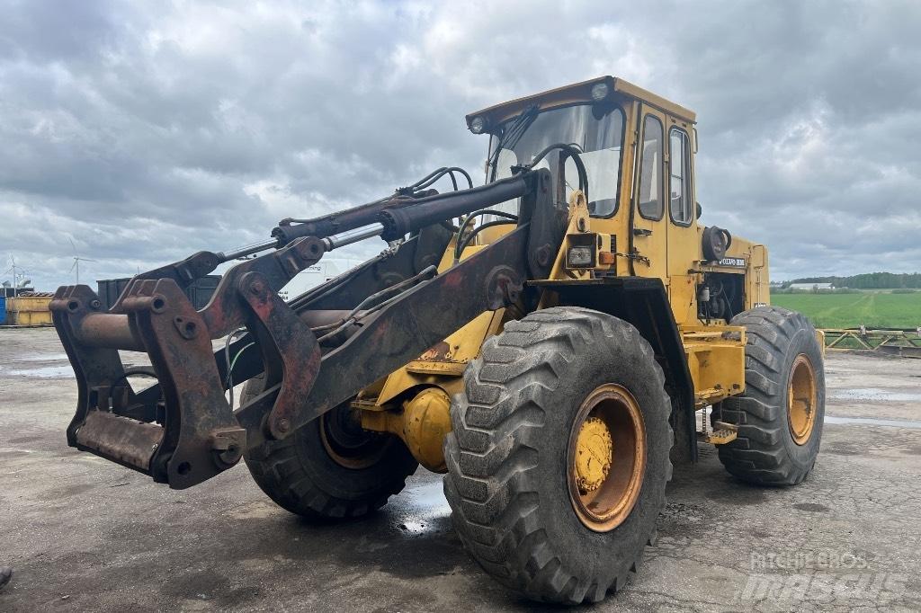 Volvo BM 4400 Wheel Loaders