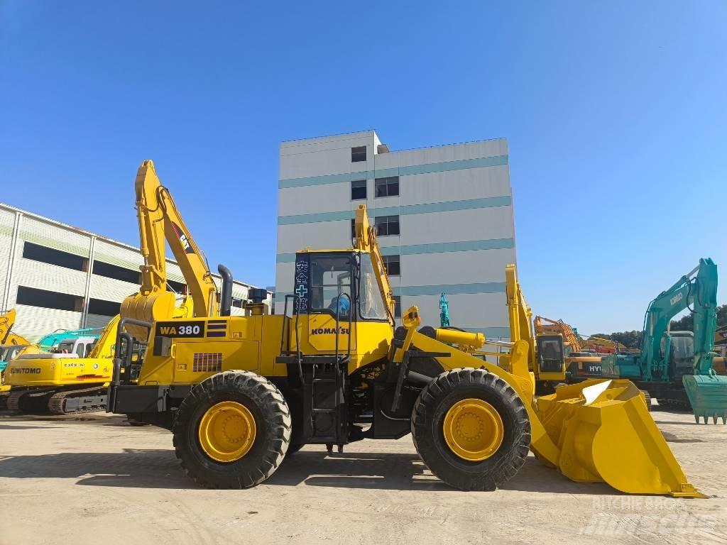 Komatsu WA 380-3 Wheel Loaders