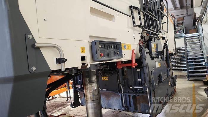 Wirtgen W200Fi Concrete Block Machines