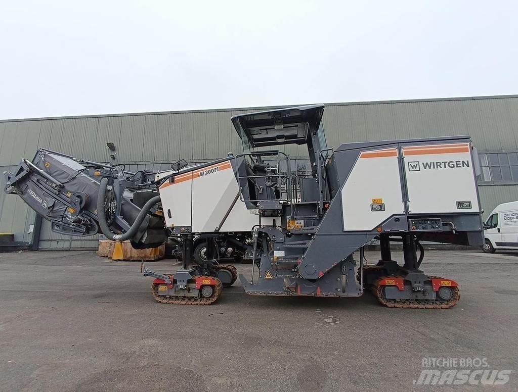 Wirtgen W200Fi Concrete Block Machines