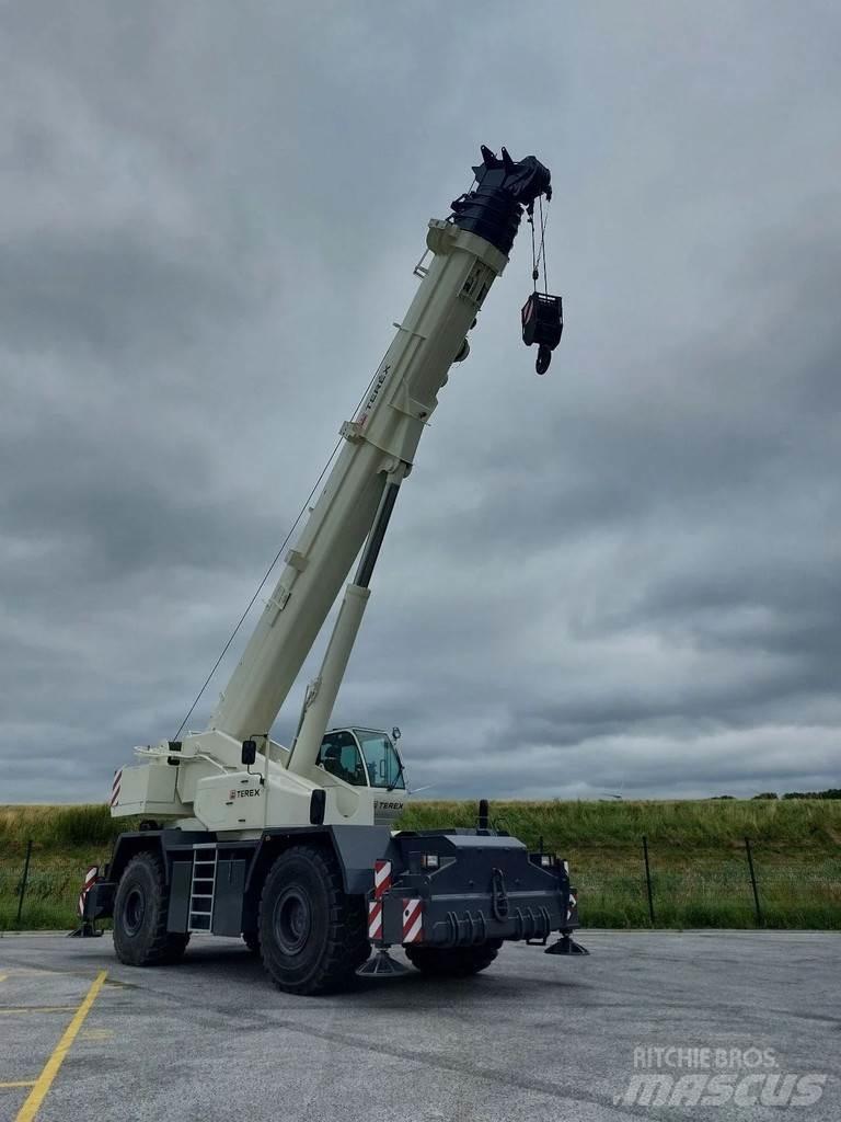 Terex RT100 Rough Terrain Cranes
