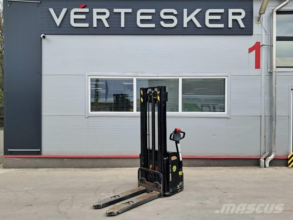 Clark WSX12 Electric Forklifts