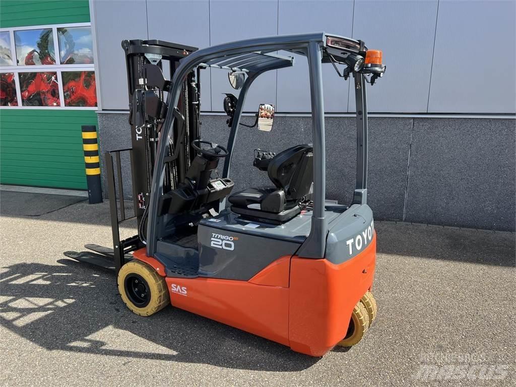 Toyota 8FBE20T Electric Forklifts