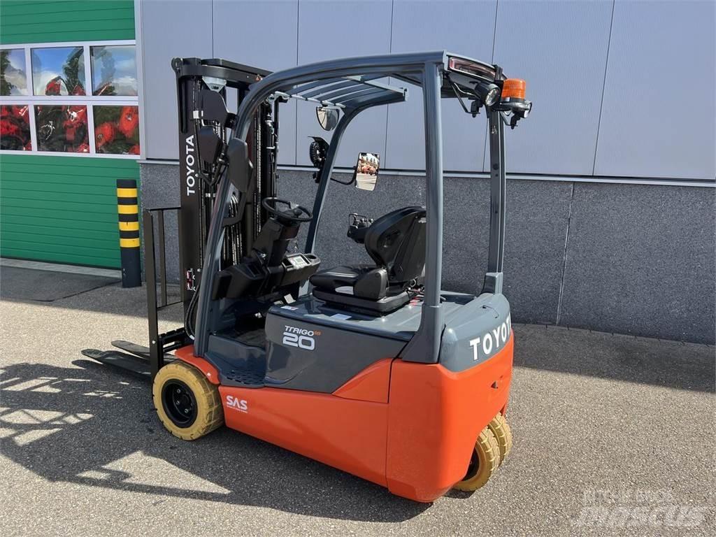 Toyota 8FBE20T Electric Forklifts