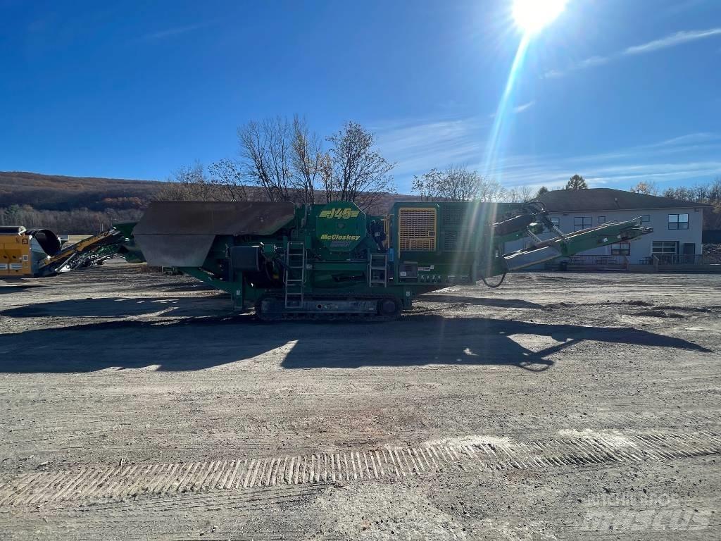 McCloskey J45 Aggregate Equipment