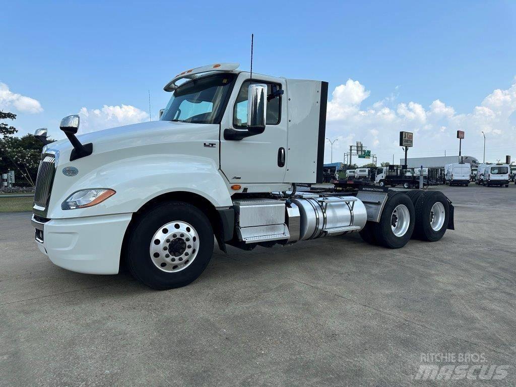 International LT Conventional Trucks / Tractor Trucks