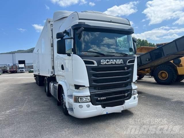 Scania R 520 Conventional Trucks / Tractor Trucks