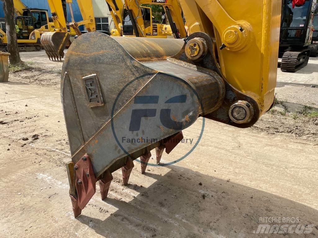 CAT 320 D 2 Mini excavators  7t - 12t
