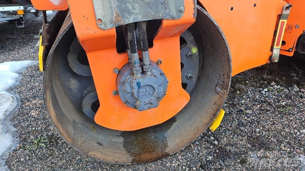 Hamm HD 12 VV Twin drum rollers