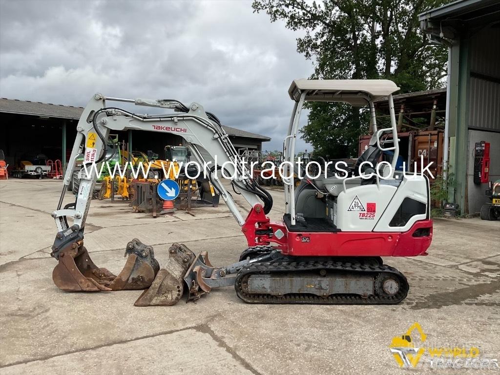 Takeuchi TB 225 Mini Excavators <7t (Mini Diggers)