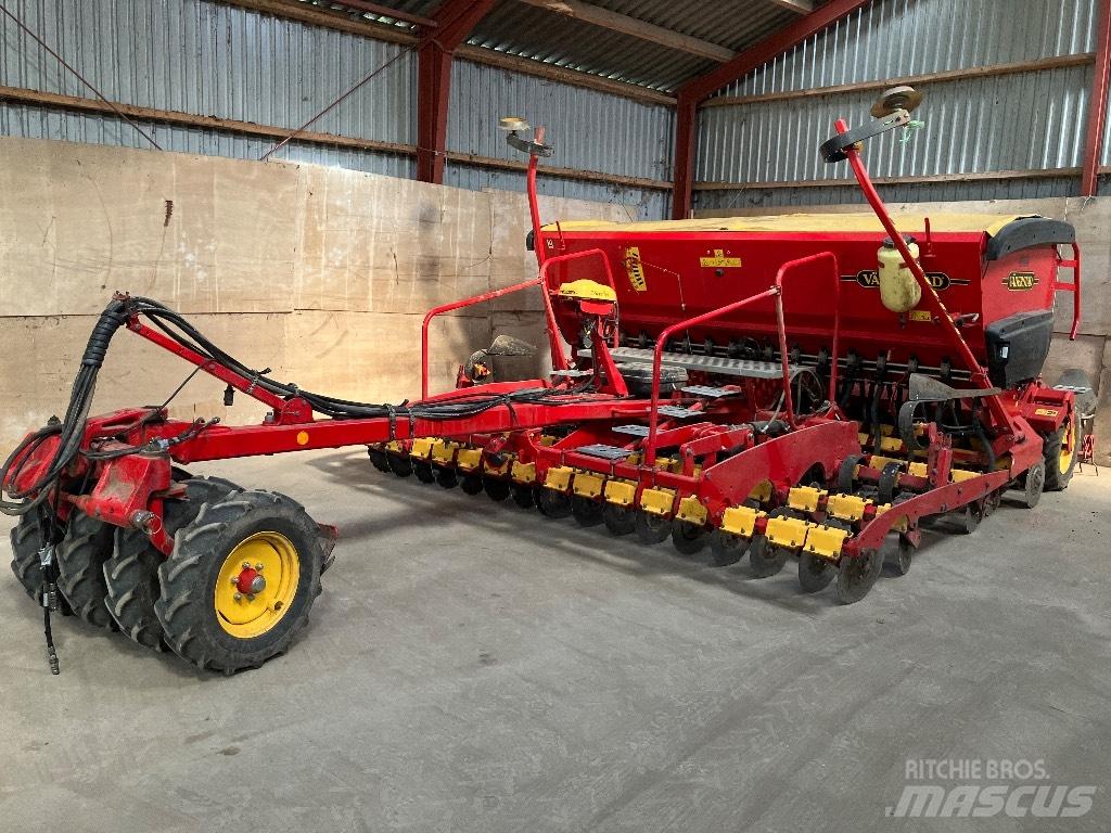 Väderstad Rapid400C Farm Drills