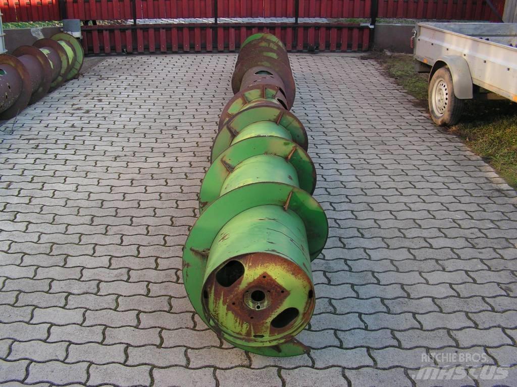 John Deere 818 Harvester Headers