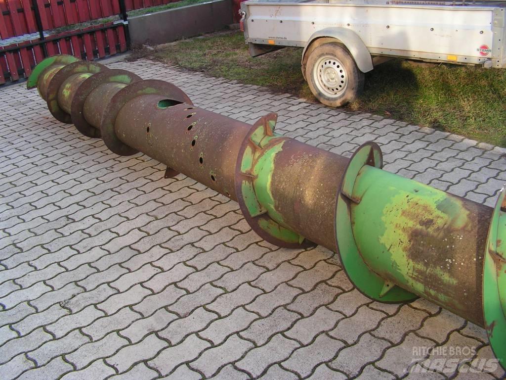 John Deere 818 Harvester Headers