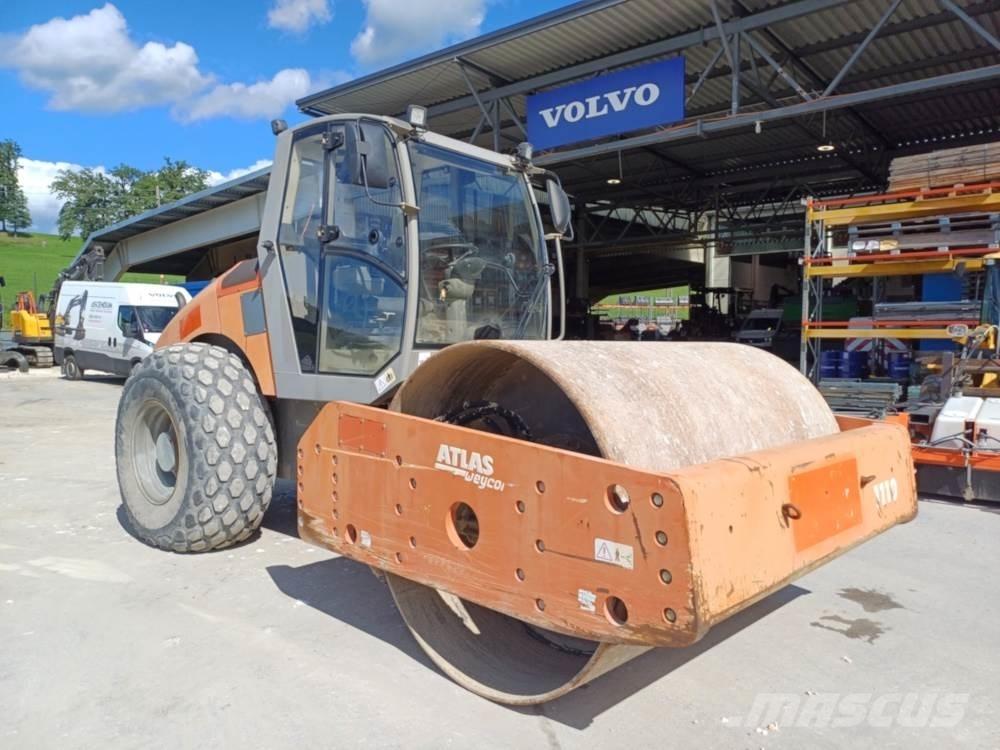 Atlas 1110 Soil Compactors