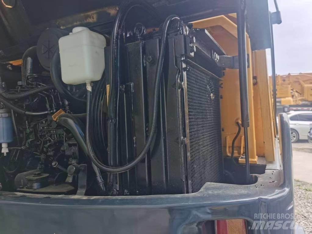 Hyundai r60wvs Wheeled Excavators
