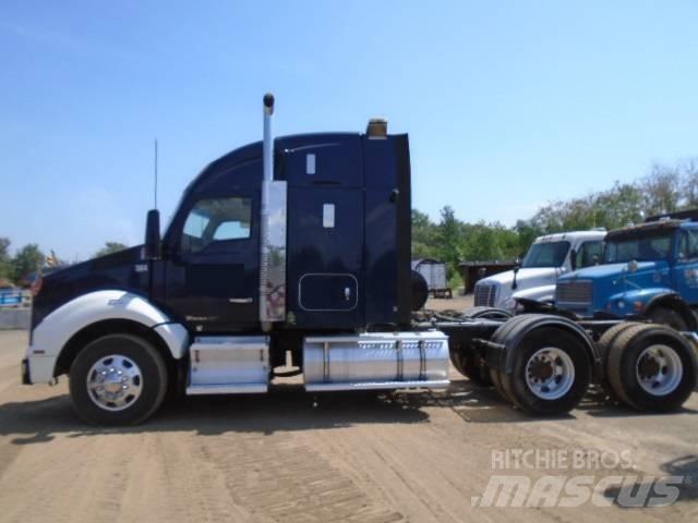 Kenworth T 880 Conventional Trucks / Tractor Trucks