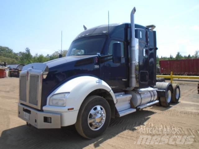 Kenworth T 880 Conventional Trucks / Tractor Trucks