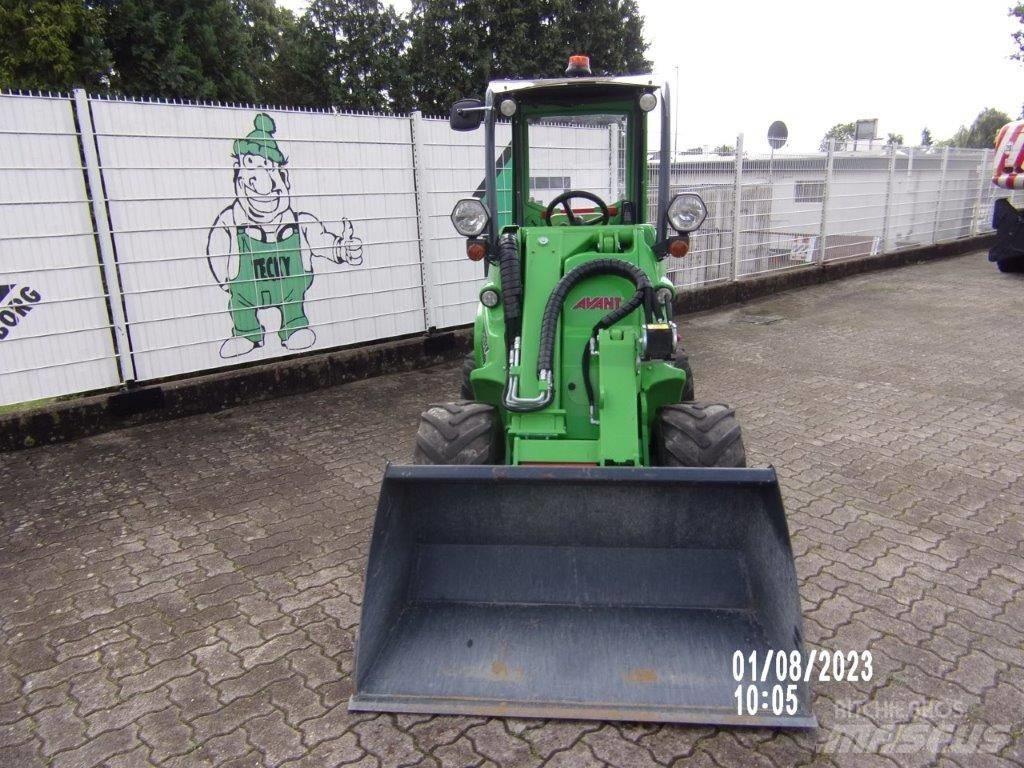 Avant 530 Mini Loader