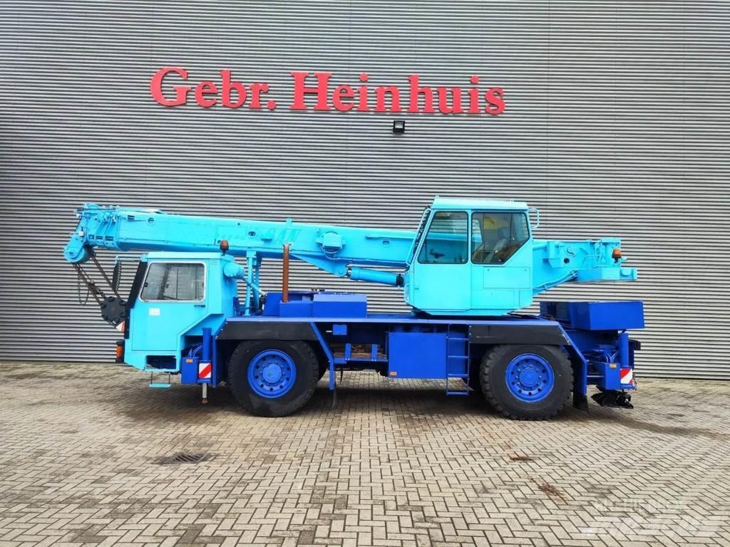 Liebherr LTM 1025 Mobile and all terrain cranes