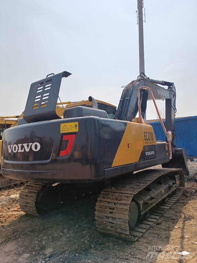 Volvo EC 210 Mini excavators  7t - 12t