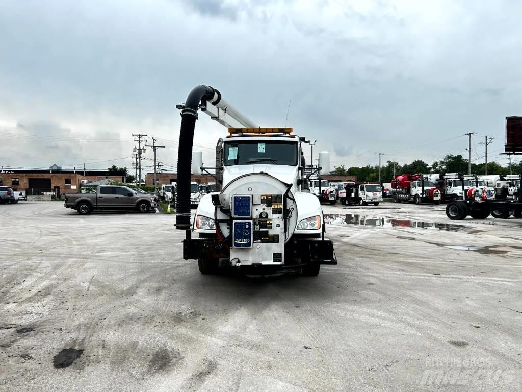 Vactor 2100 Plus Vacuum Trucks