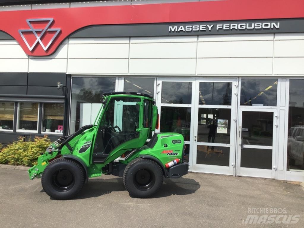 Avant 860 Skid Steer Loaders