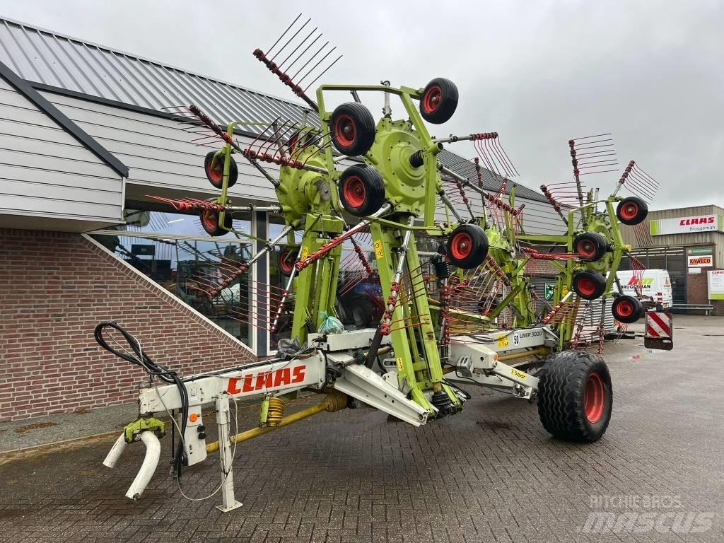 CLAAS Liner 3000 Swathers \ Windrowers