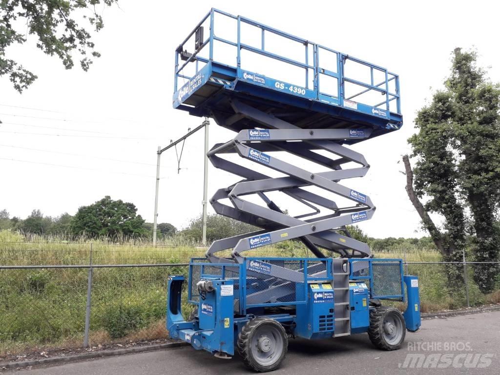 Genie GS 4390 RT Scissor Lifts