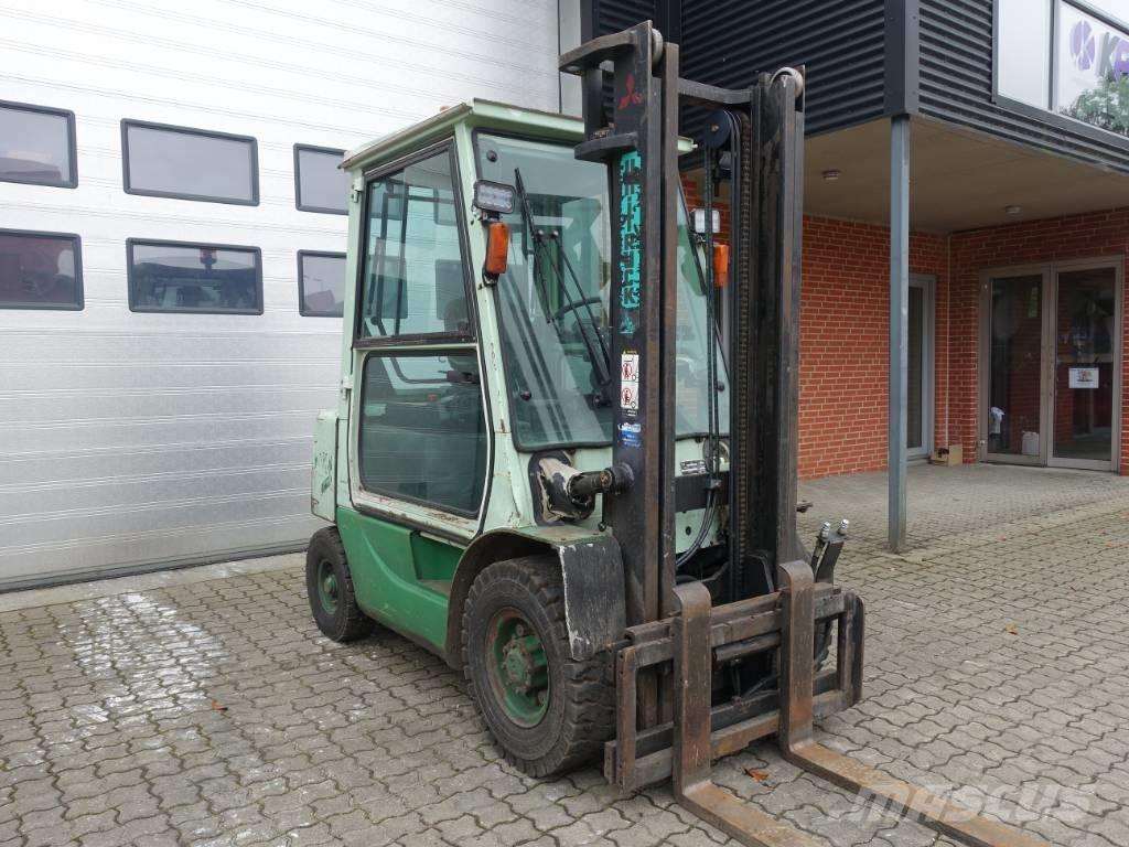 Mitsubishi FD 25 T Diesel Forklifts