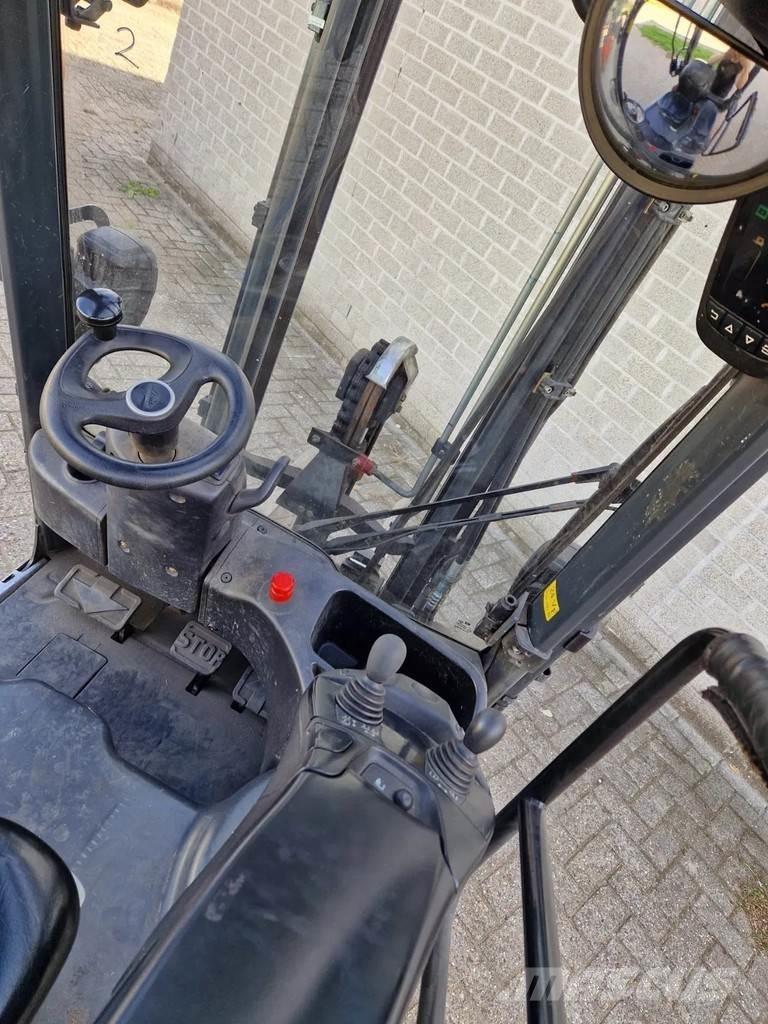 Linde E16P-02 Electric Forklifts