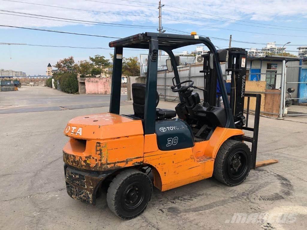 Toyota FD 30 Diesel Forklifts