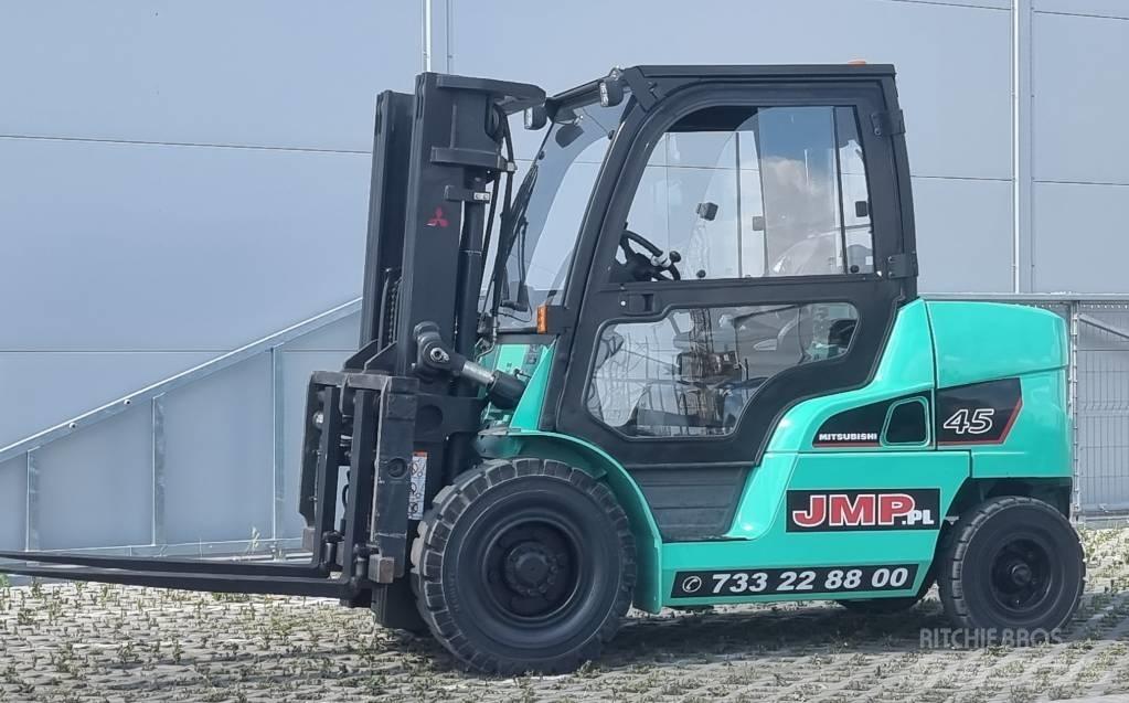 Mitsubishi FD45NT Diesel Forklifts