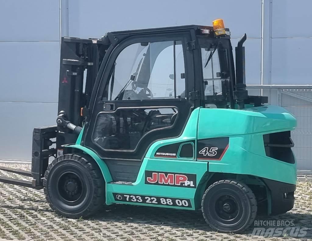 Mitsubishi FD45NT Diesel Forklifts