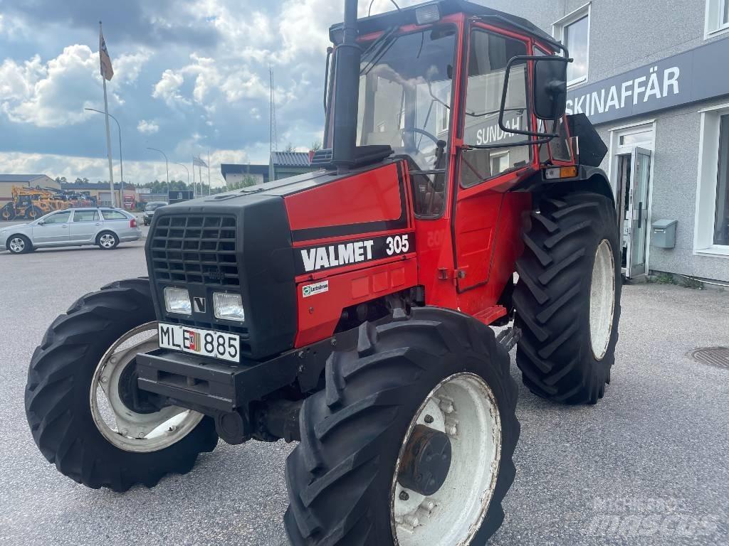 Valmet 305 Tractors