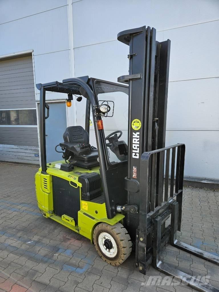 Clark GTX 18 Electric Forklifts