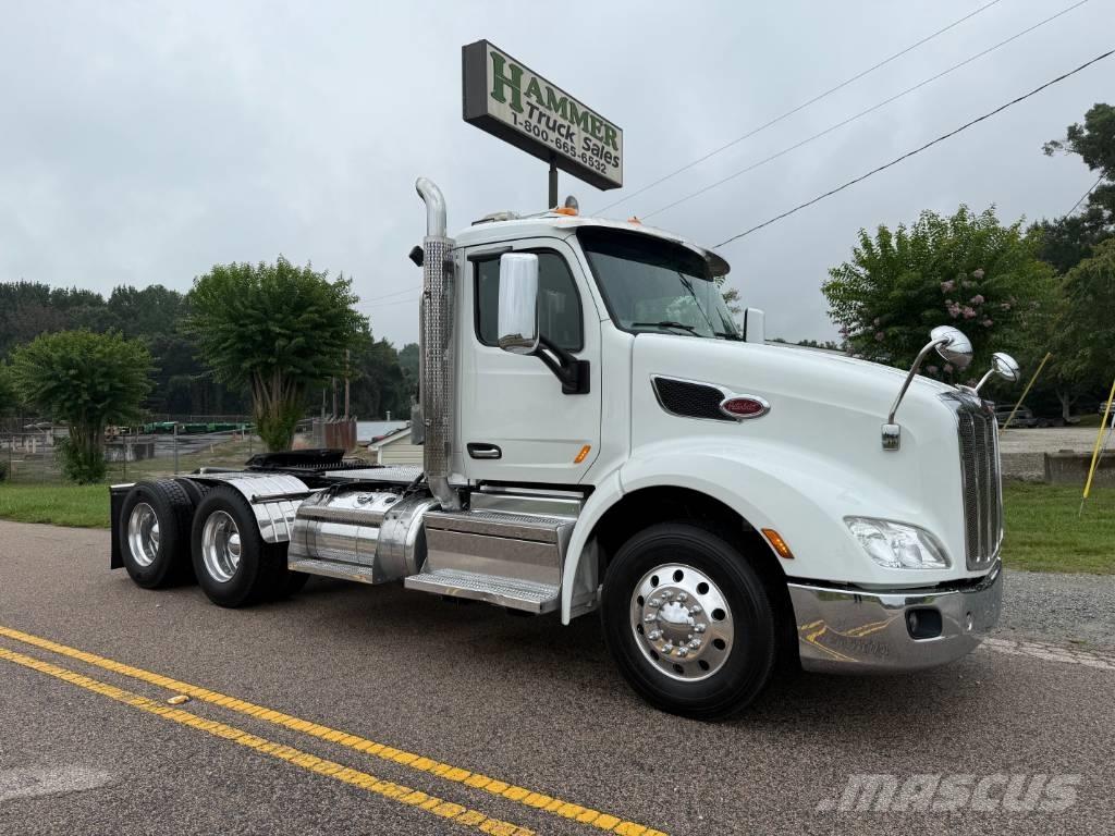Peterbilt 579 Conventional Trucks / Tractor Trucks