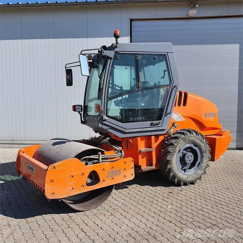 Hamm 3205 Soil Compactors